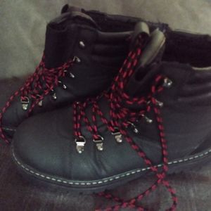 Black Hiking boots